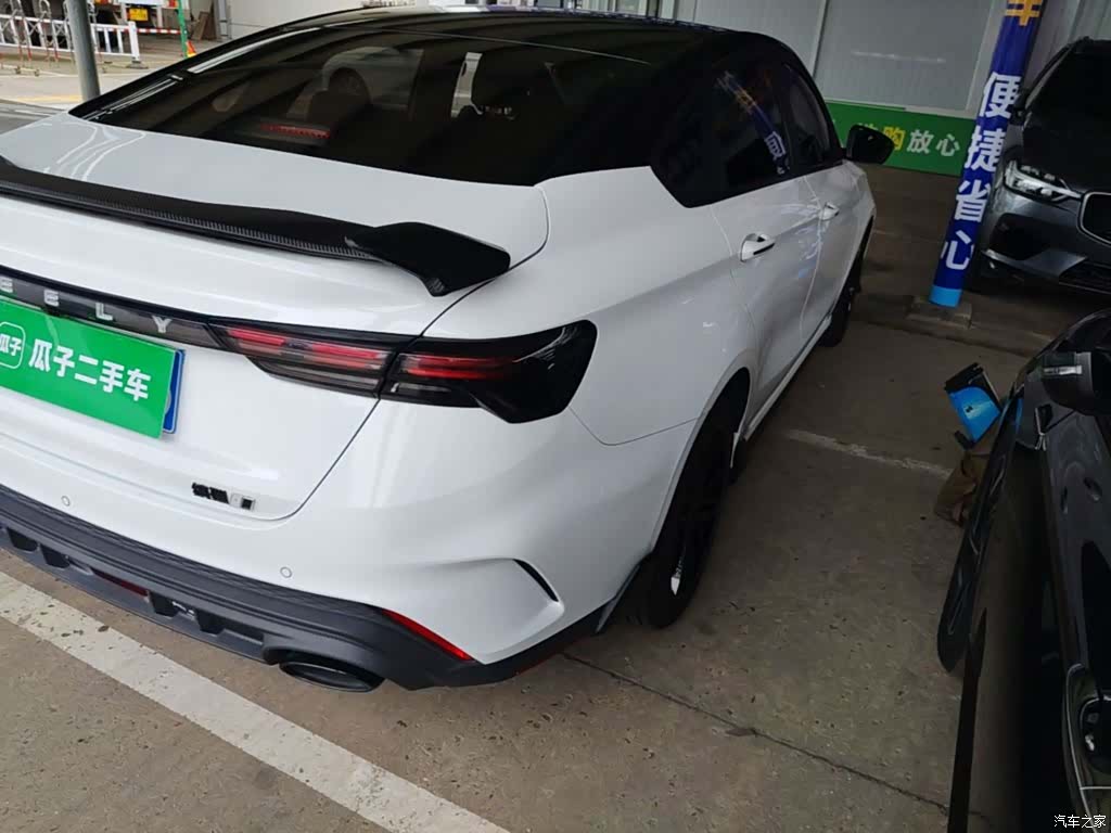 Geely Binray, 2023 8