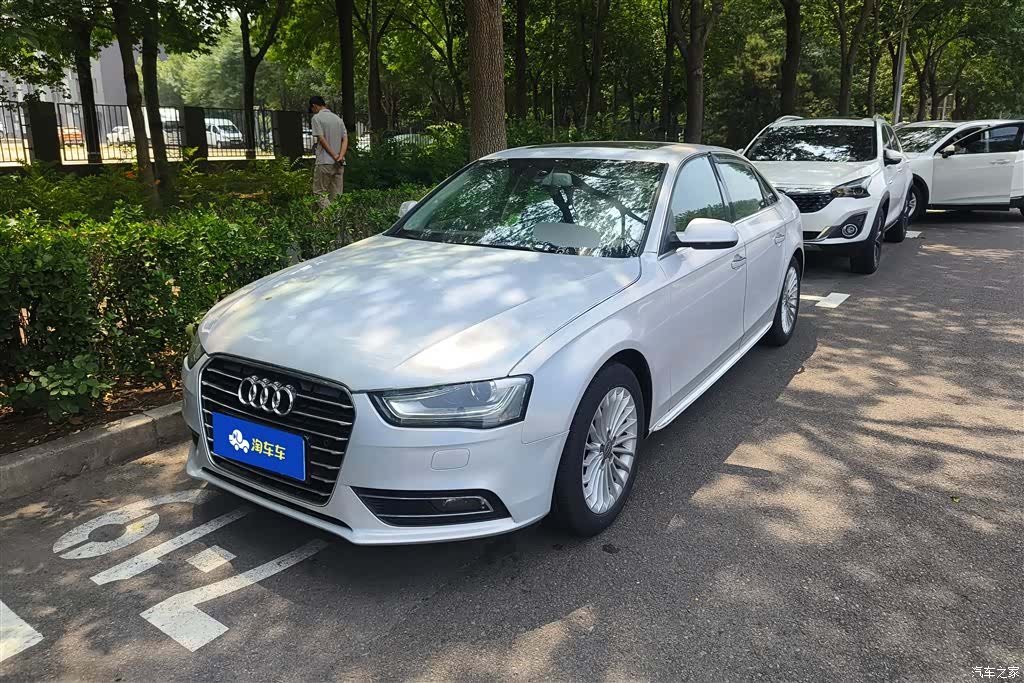 Audi A4L, 2016 1