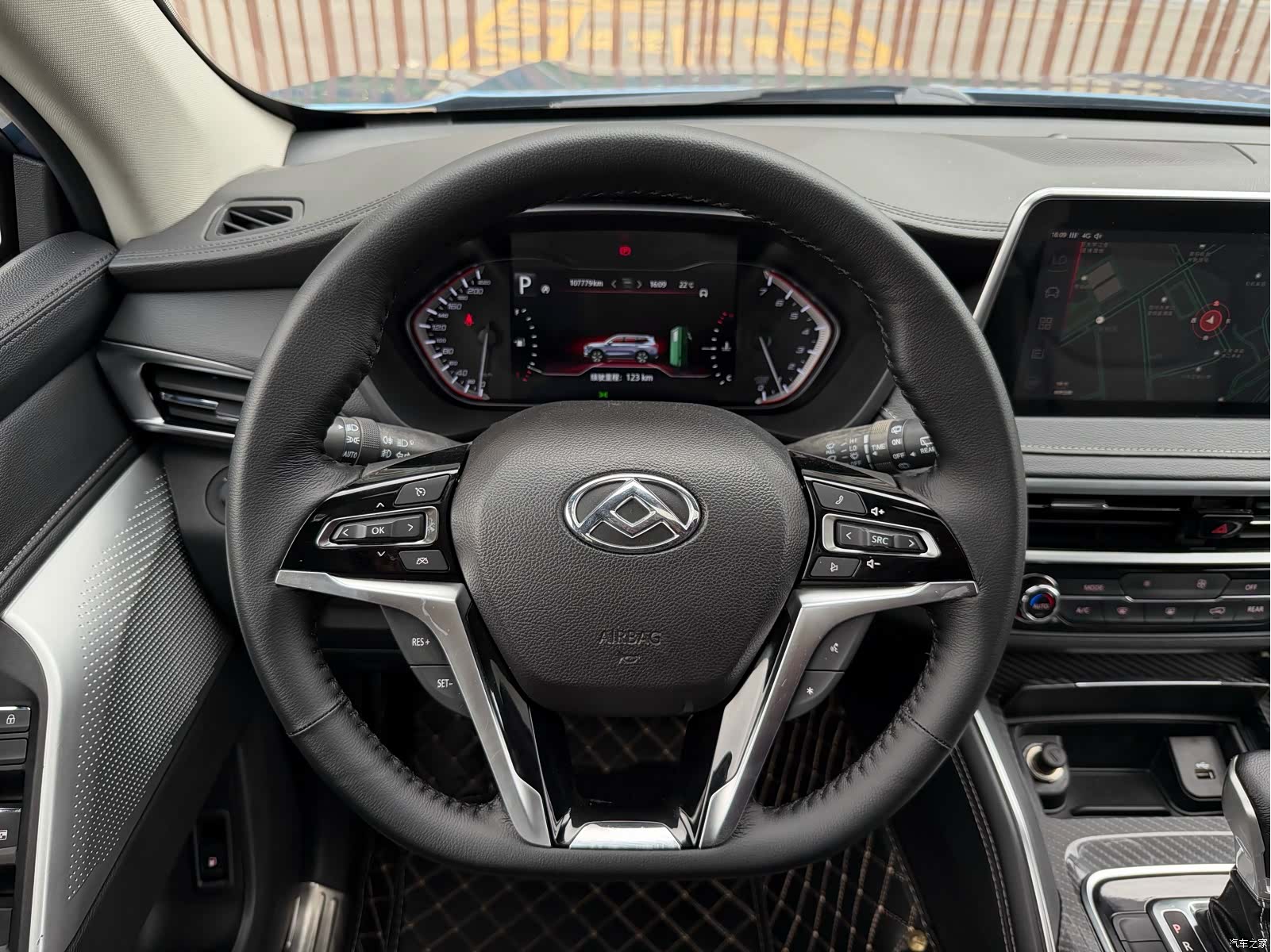 Maxus D90, 2018 7