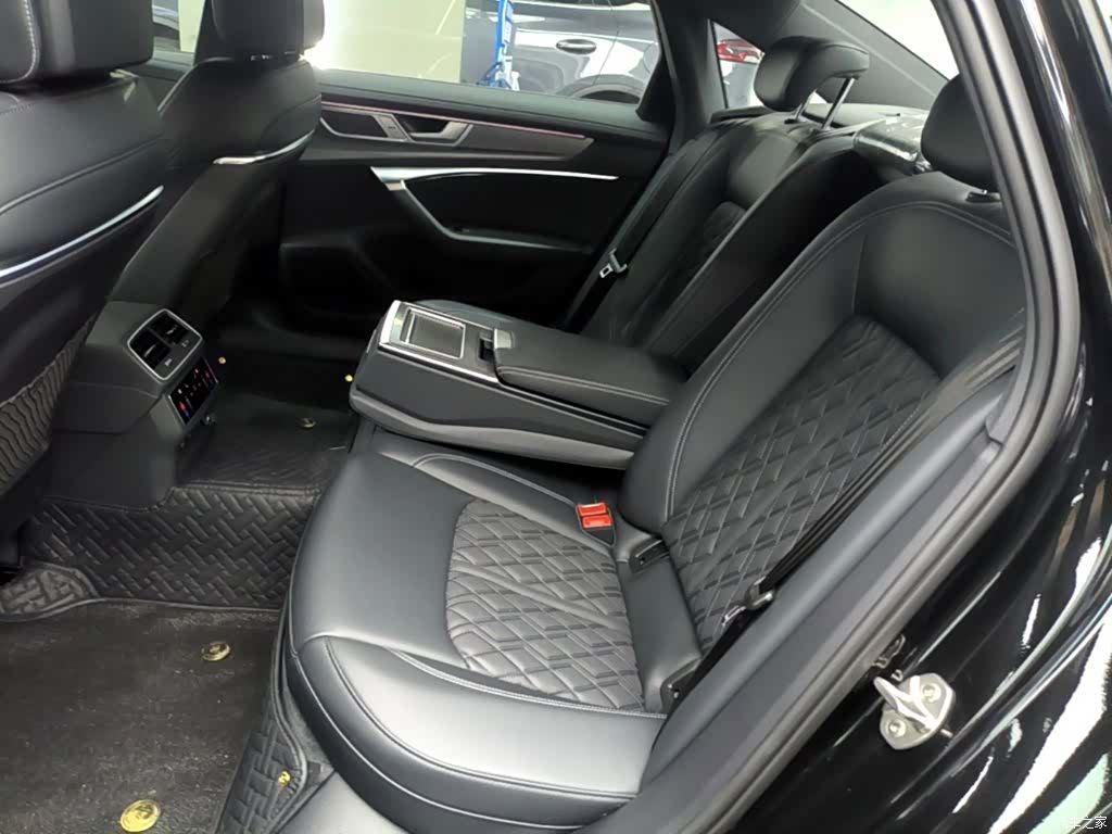 Audi A6L, 2026 17