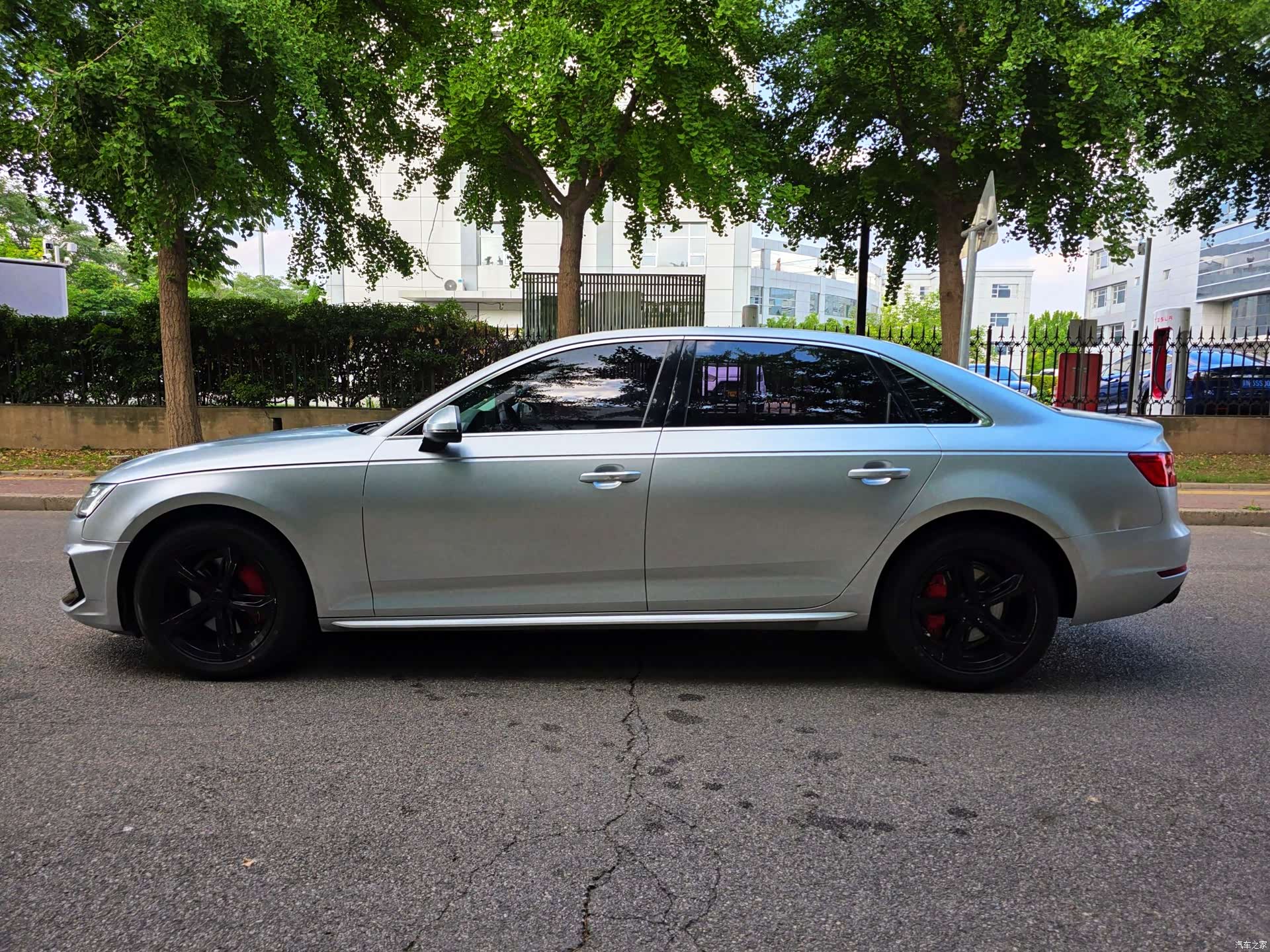 Audi A4L, 2017 3