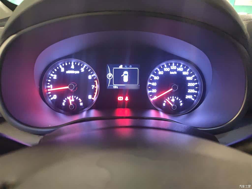 Kia KX5, 2016 4