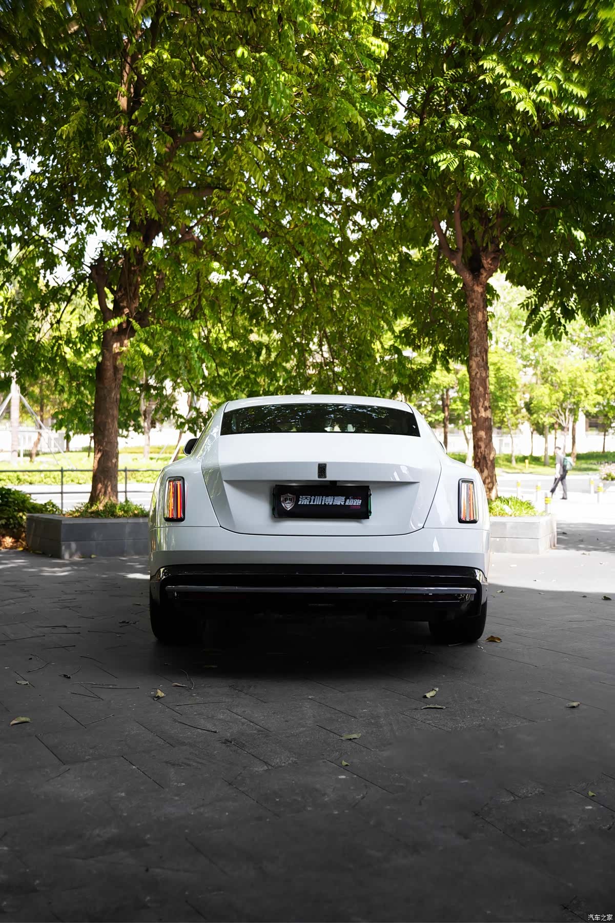 Rolls-Royce Spectre, 2024 21