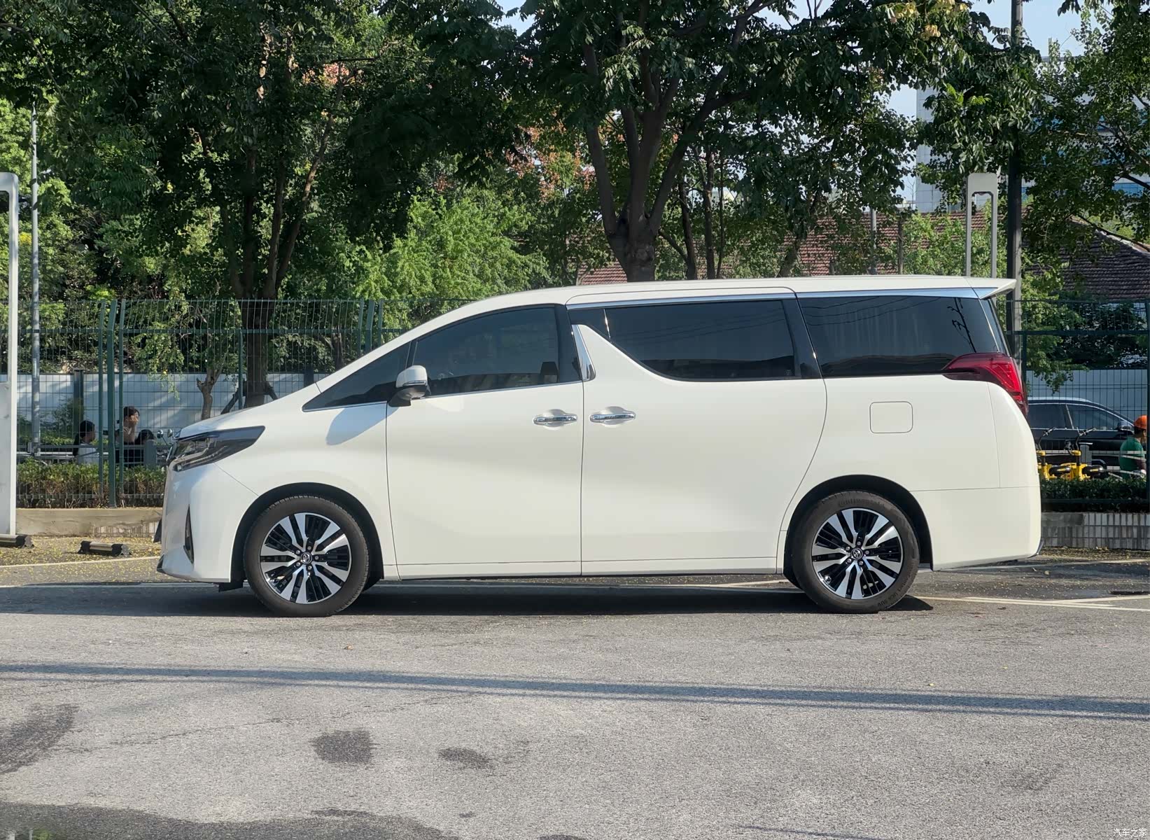 Toyota Alphard, 2018 7