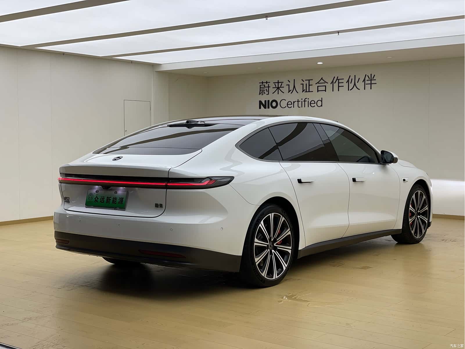 NIO ET7, 2024 все фото