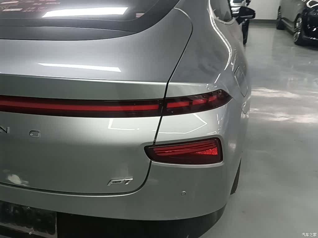Xpeng P7, 2020 8
