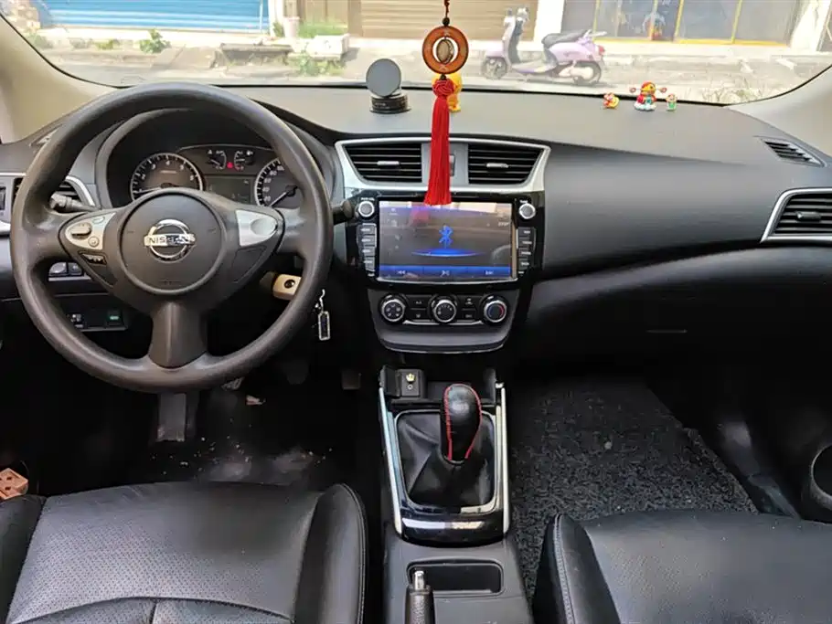 Nissan Xuan Yi
