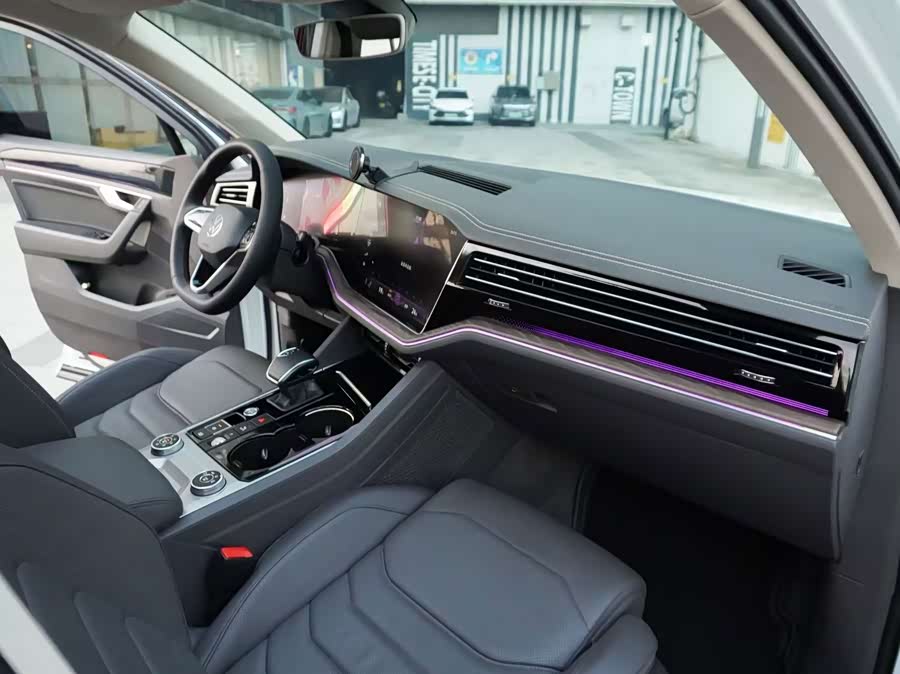 Volkswagen Touareg 2021, фото 17