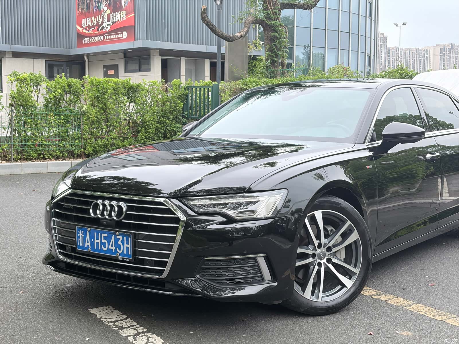 Audi A6L, 2021 3