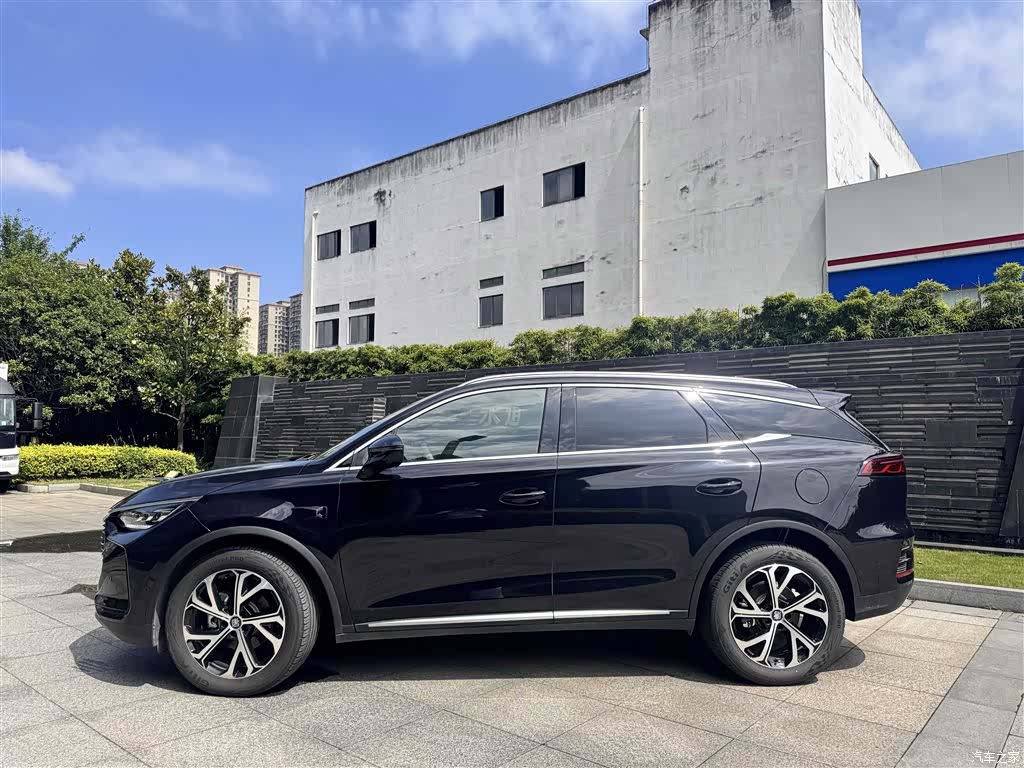 BYD Tang, 2025 14