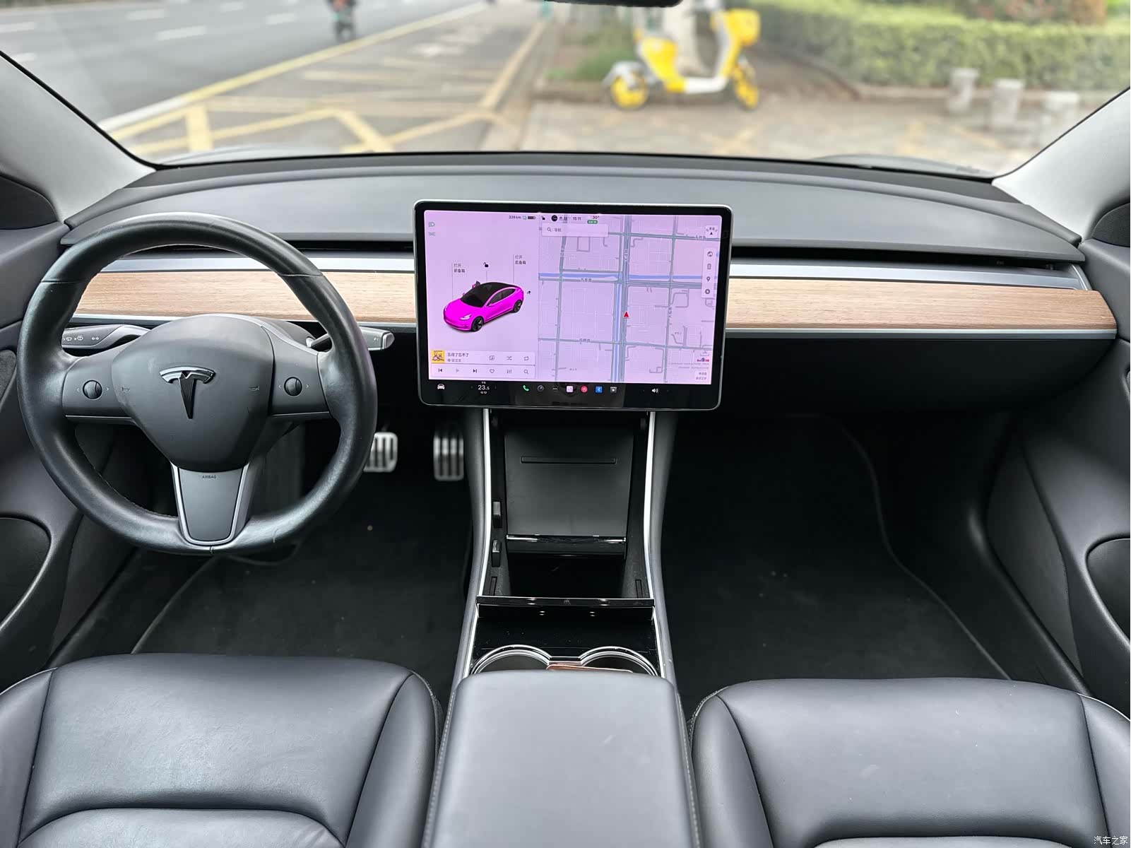 Tesla Model 3, 2019 11