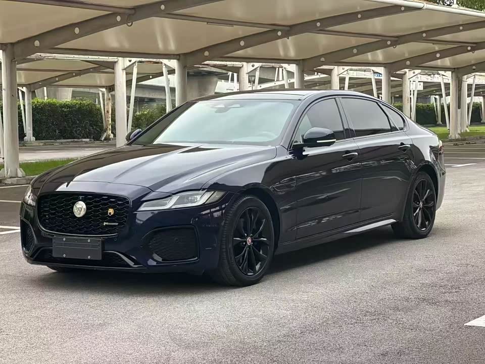 Jaguar XFL