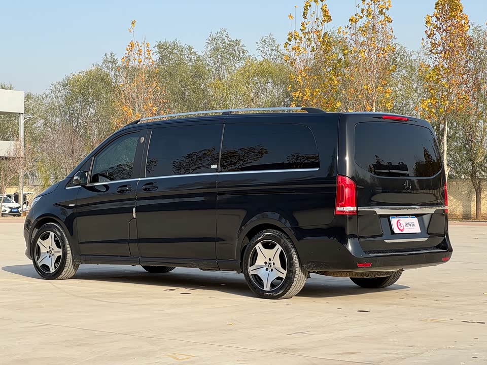 Mercedes-Benz V-class