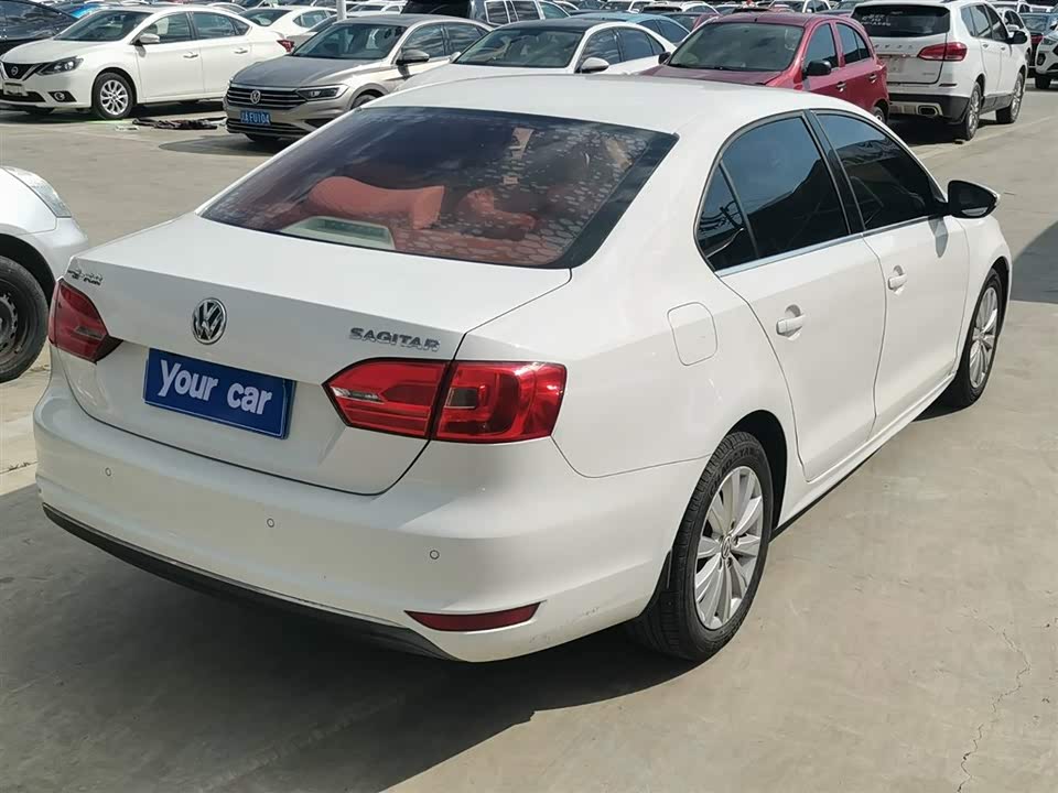 Volkswagen Sagitar