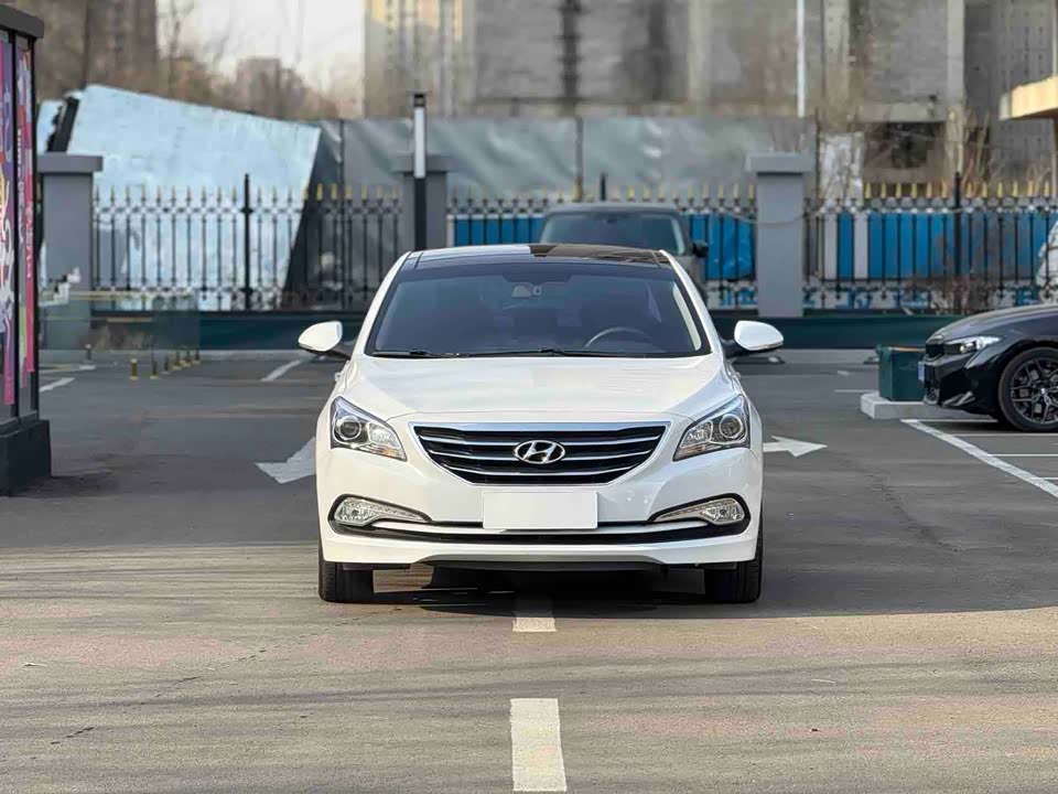 Hyundai Name picture