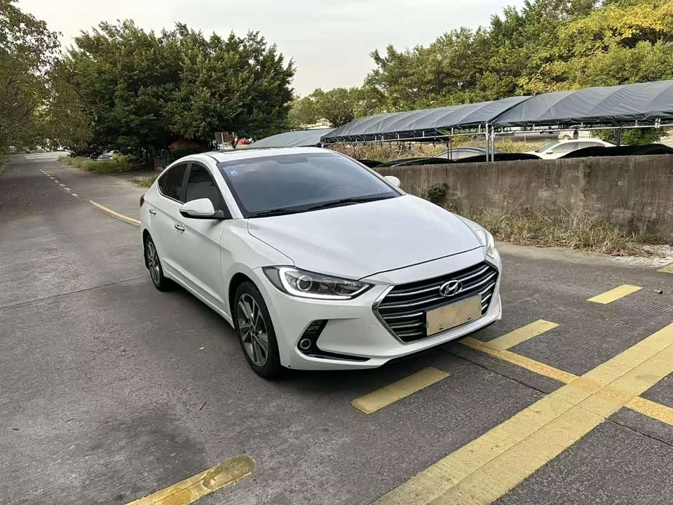 Hyundai Lead
