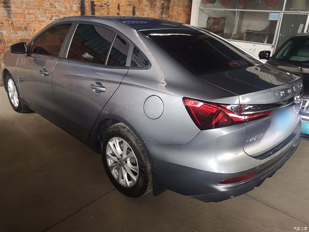 Roewe i5, 2025 23