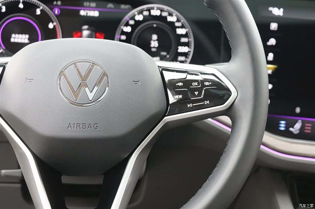 Volkswagen Touareg, 2024 17