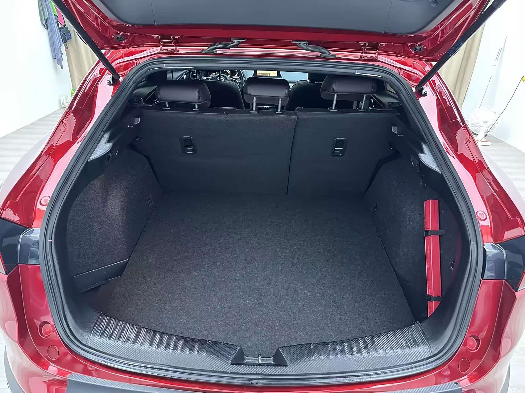 Mazda CX-4, 2023 15
