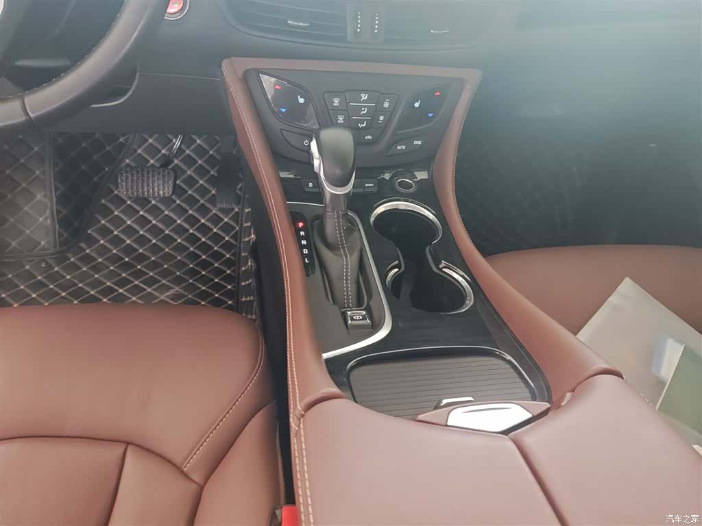 Buick Envision Plus, 2019 14