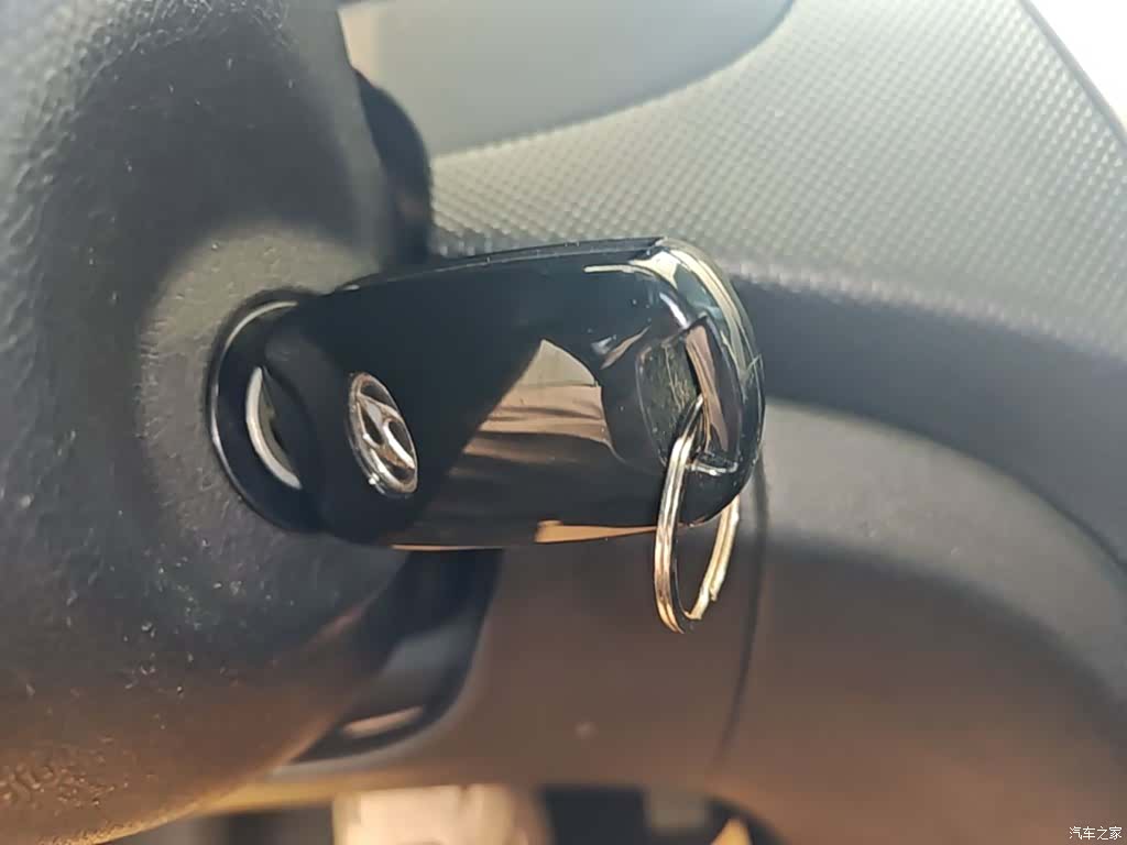Hyundai GLX, 2016 9