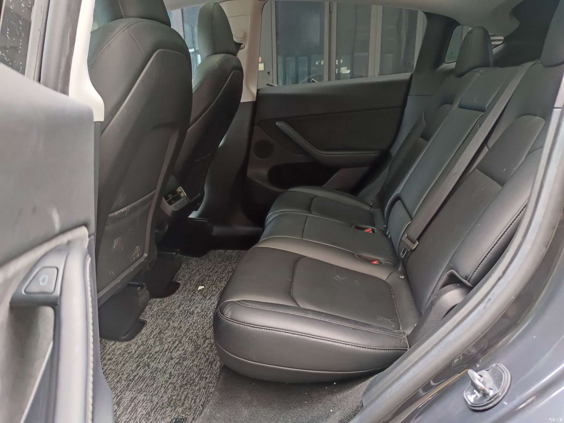 Tesla Model Y, 2022 6