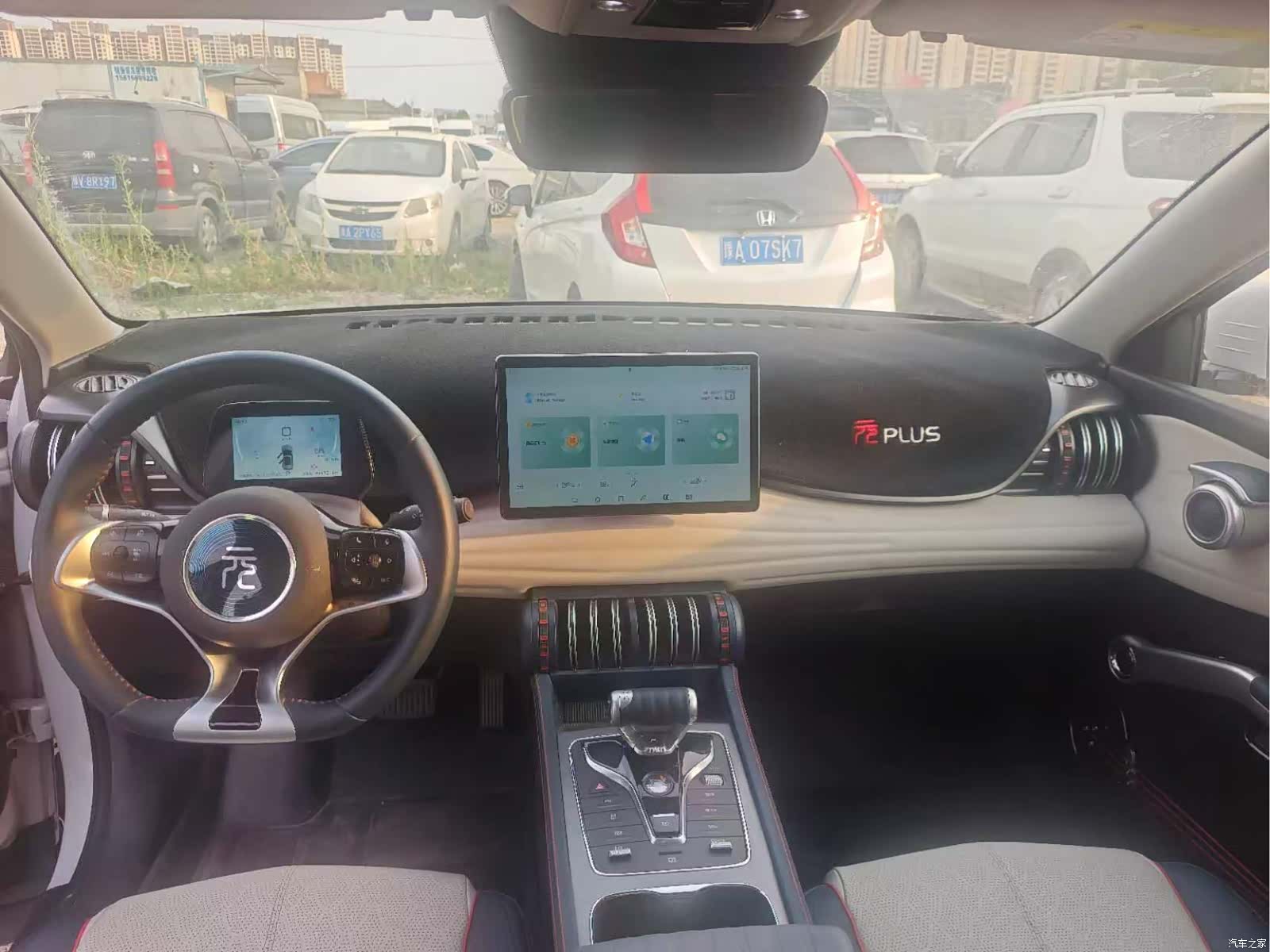 BYD Yuan, 2023 все фото
