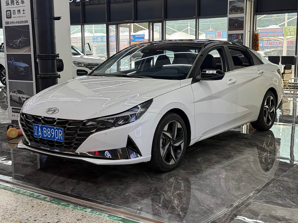 Hyundai Elantra