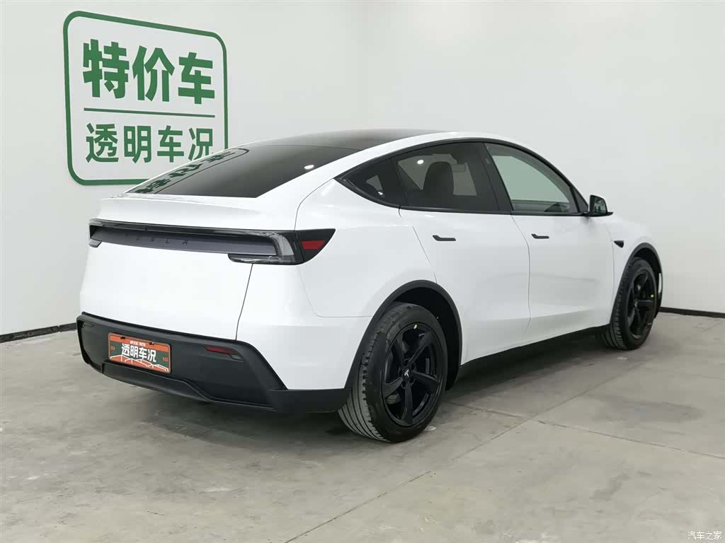 Tesla Model Y, 2025 2