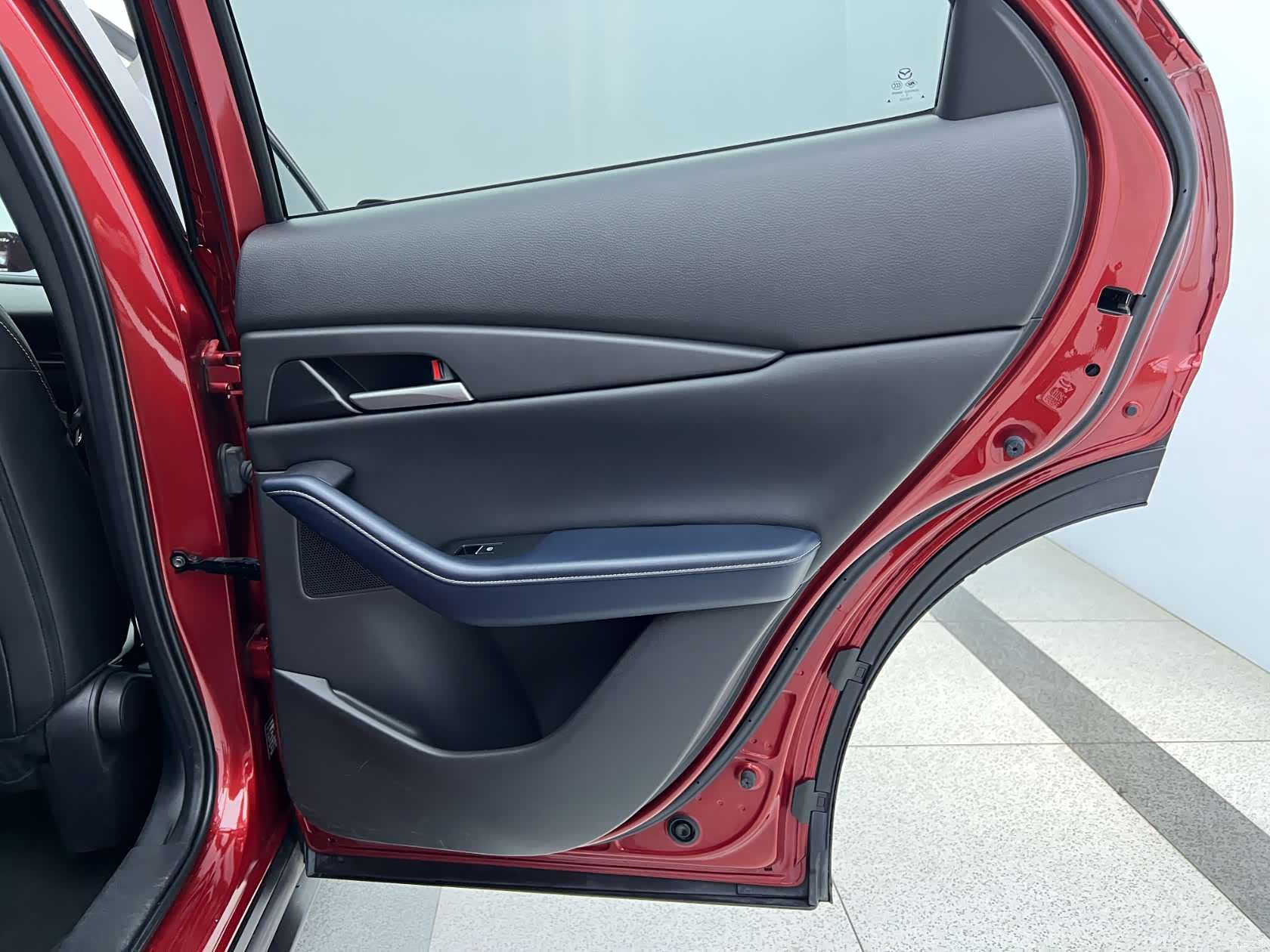 Mazda CX-30, 2022 15