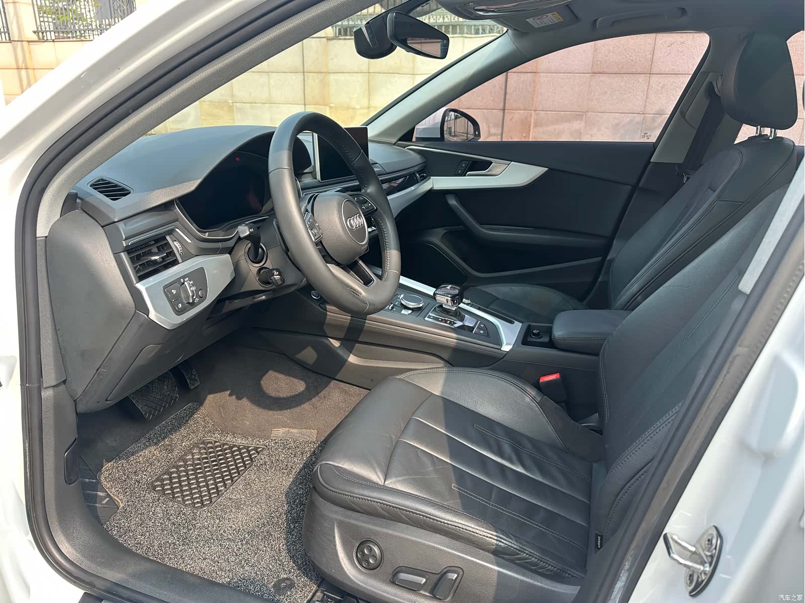 Audi A4L, 2019 7