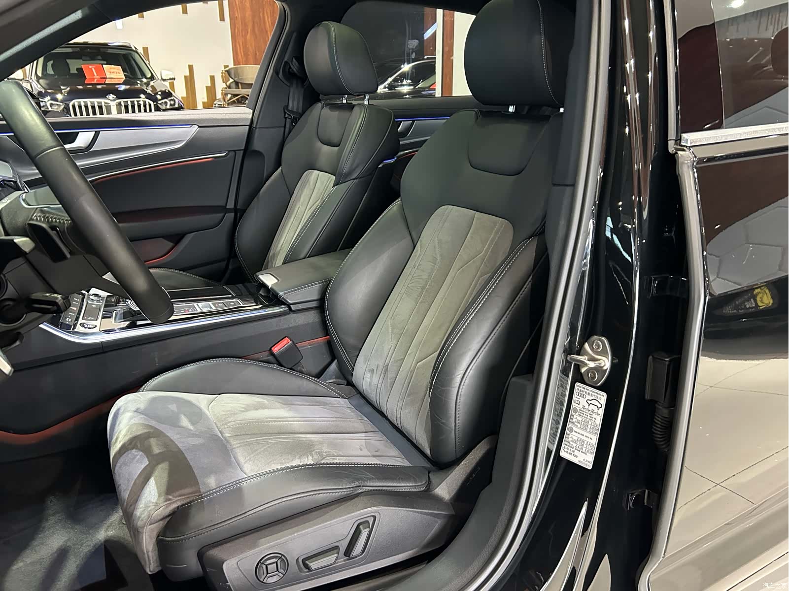 Audi A6L, 2021 13