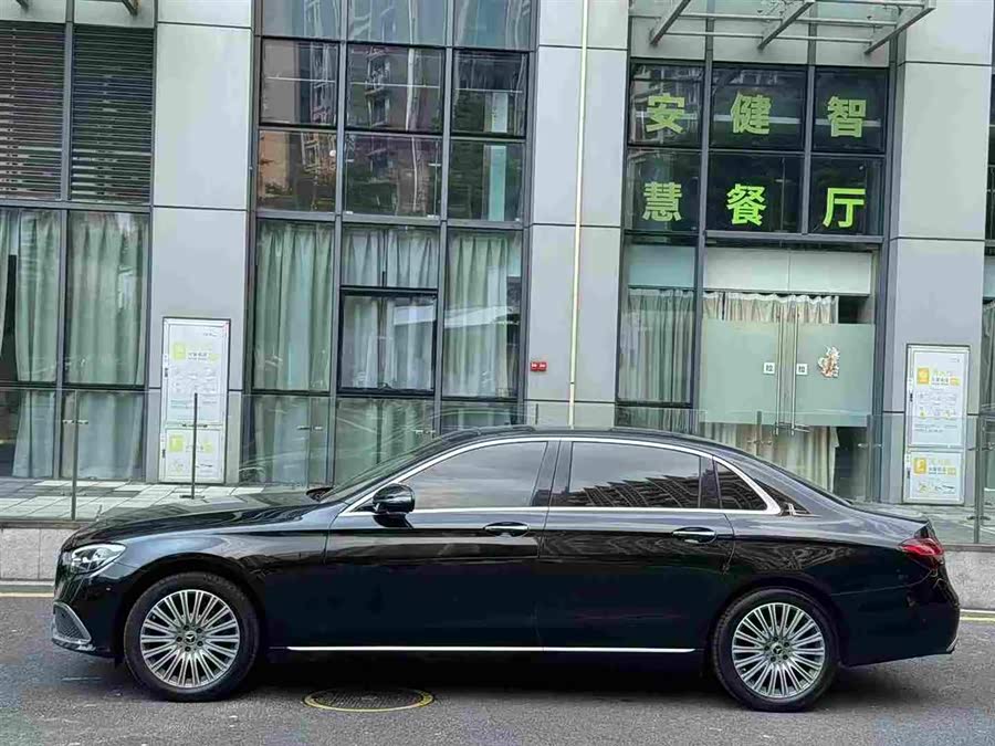 Mercedes-Benz E-Class 2020, фото 3
