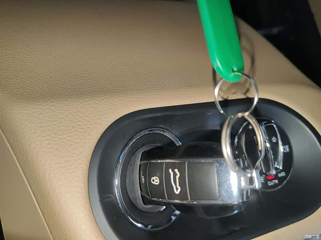 Porsche Macan, 2016 17