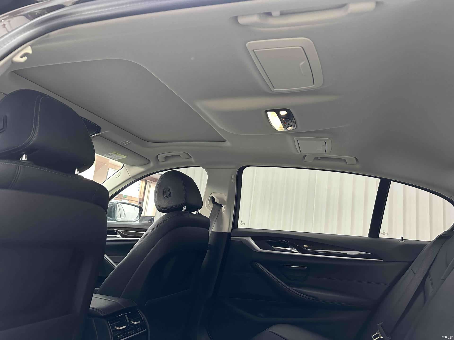 BMW 5 Series, 2018 18
