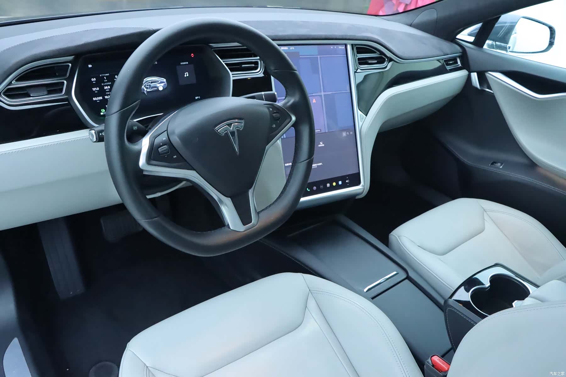 Tesla Model S, 2016 6