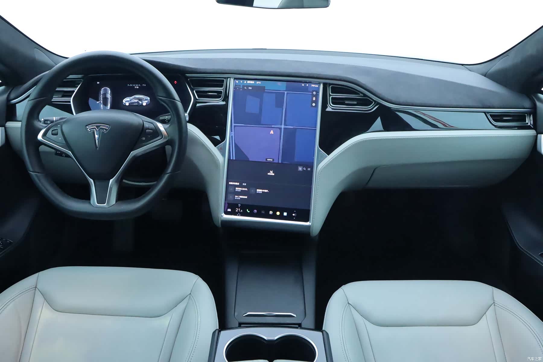 Tesla Model S, 2016 15