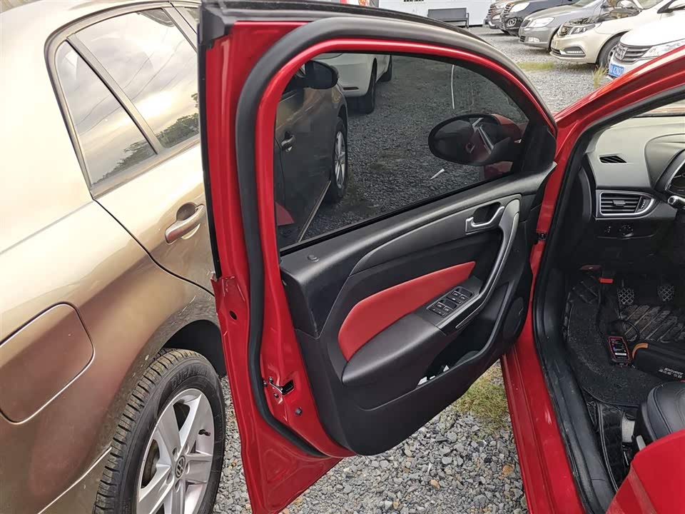 Chery Arrizo 5 Chery Arrizo 5