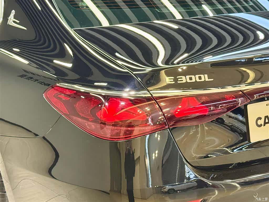 Mercedes-Benz E-Class, 2024 9