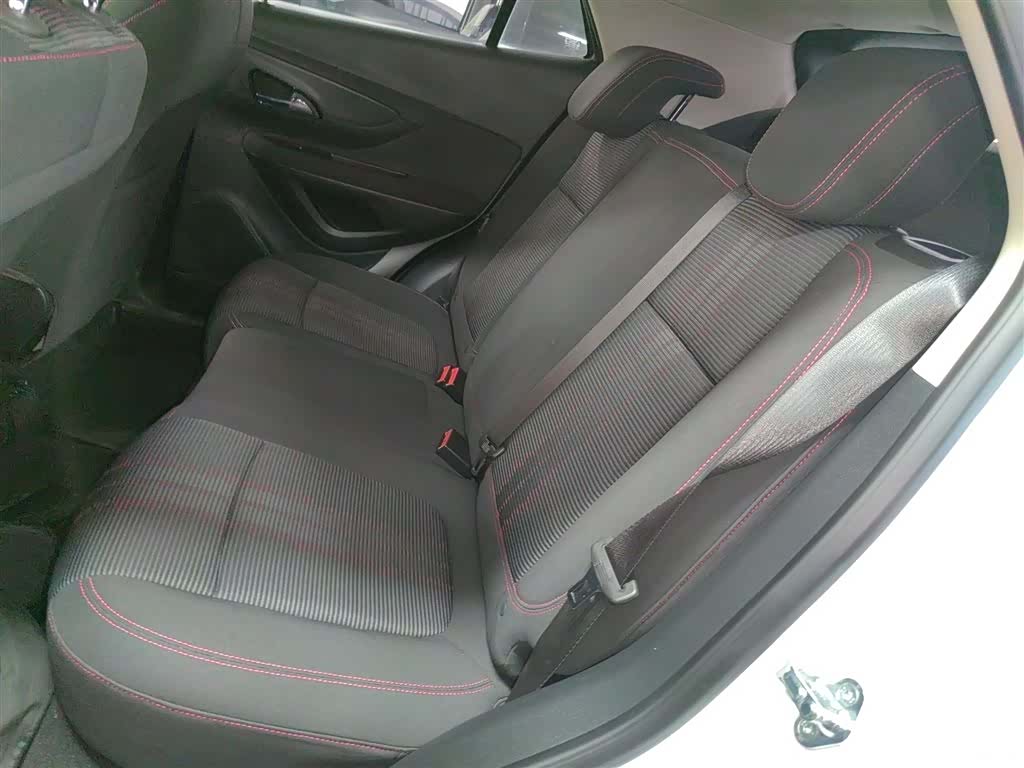Buick Encore, 2017 13