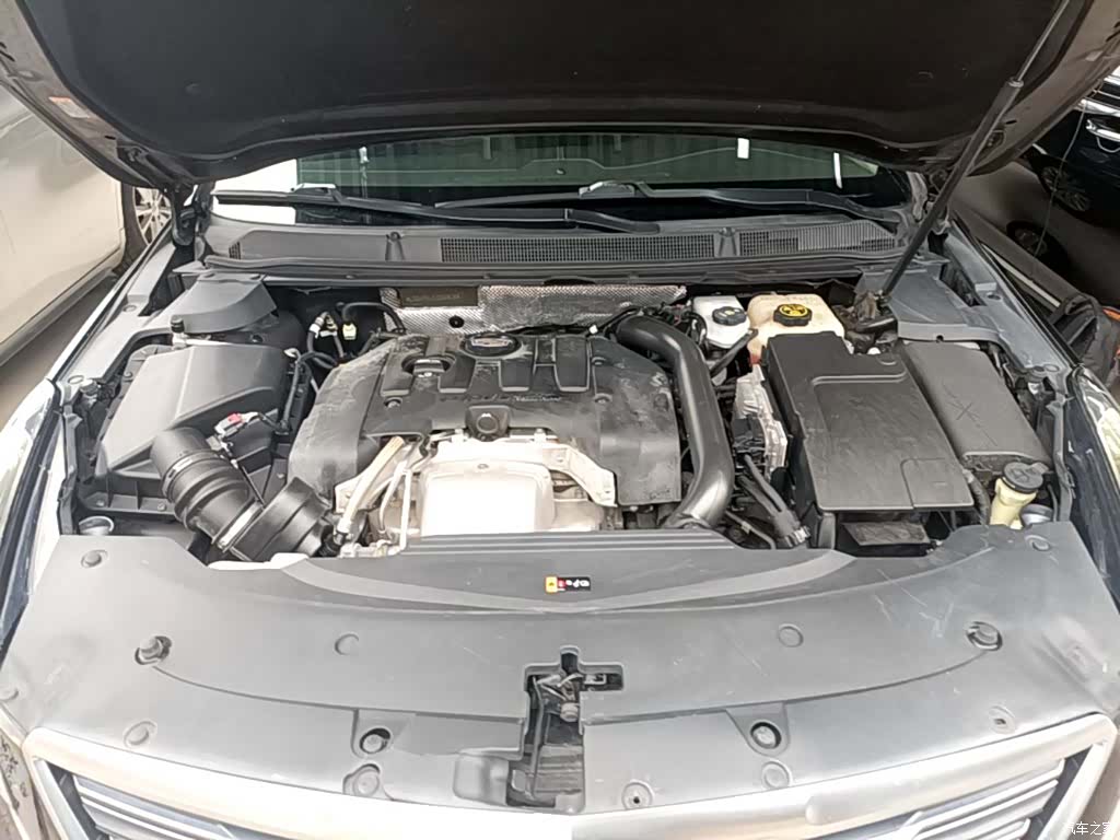 Cadillac XTS, 2018 20