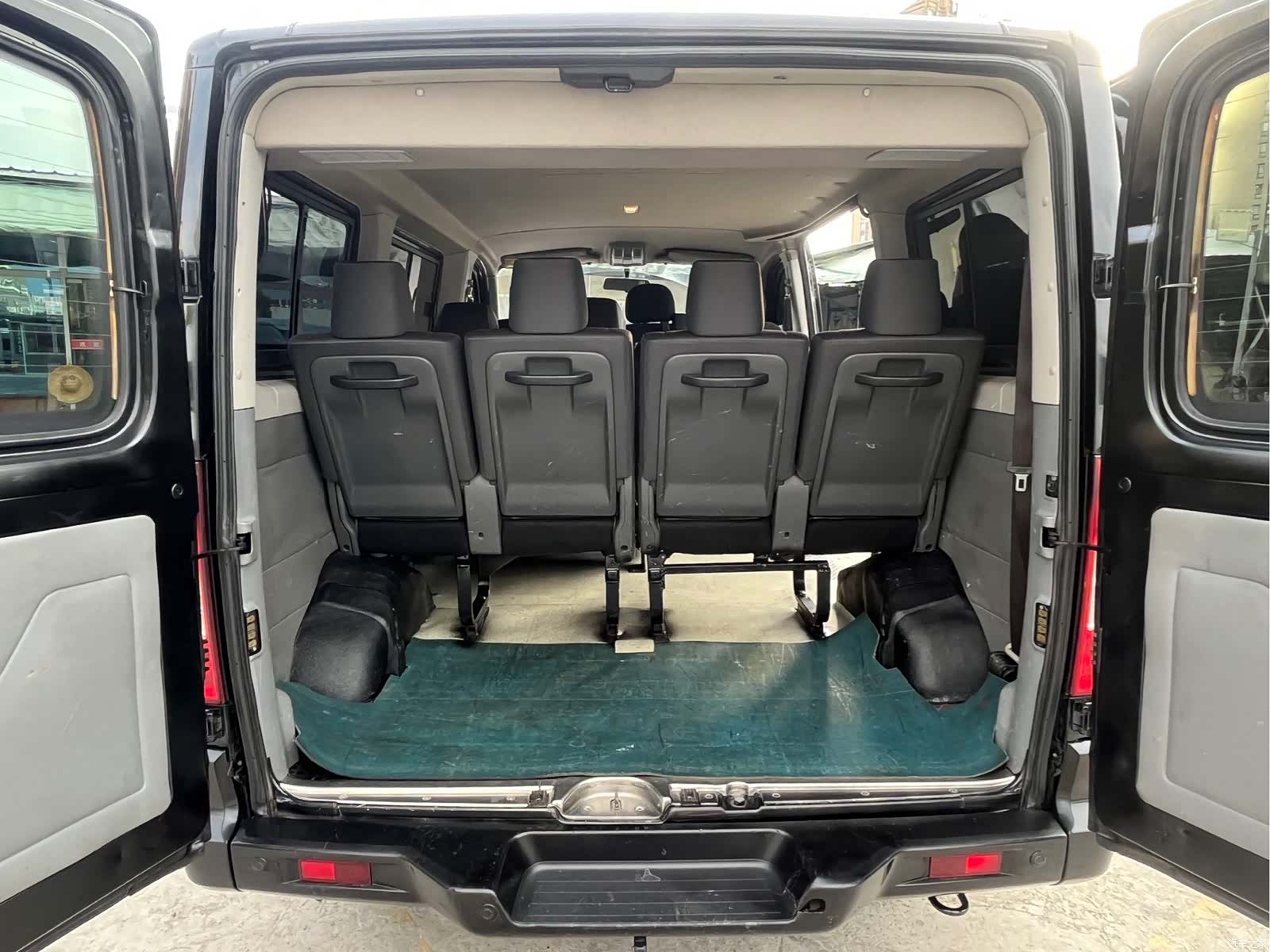 Maxus V80, 2021 13