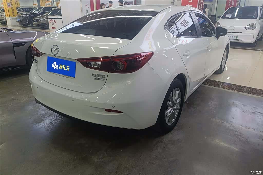 Mazda Mazda3, 2017 3