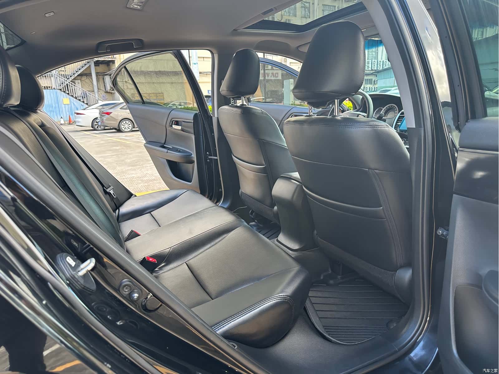 Honda Accord, 2017 13