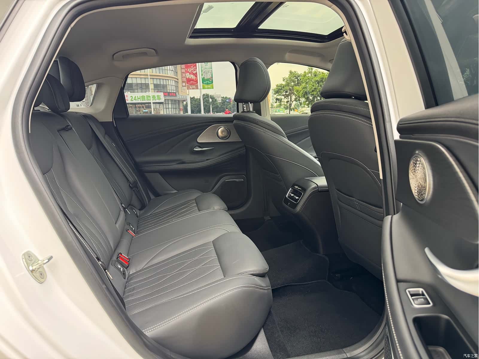 Chery Arrizo 8, 2024 13