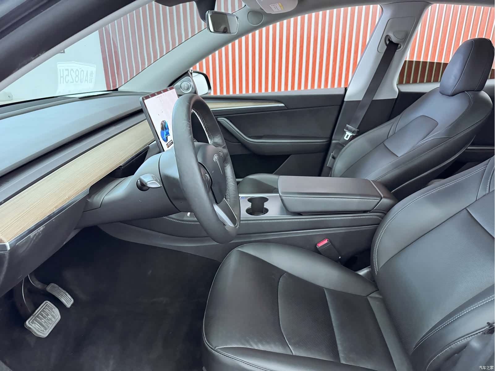Tesla Model Y, 2021 14