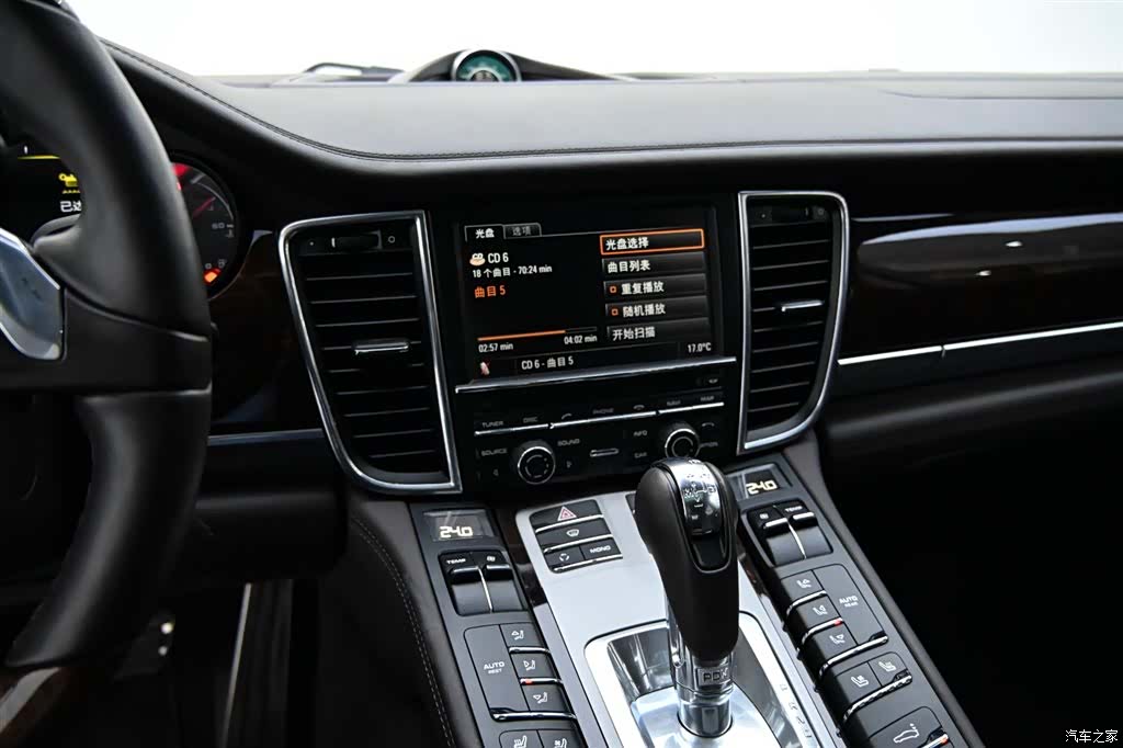 Porsche Panamera, 2010 13