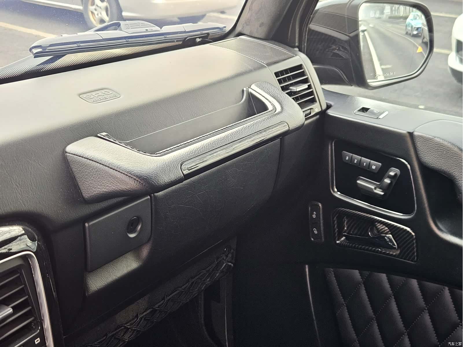 Mercedes-Benz G-Class, 2017 25