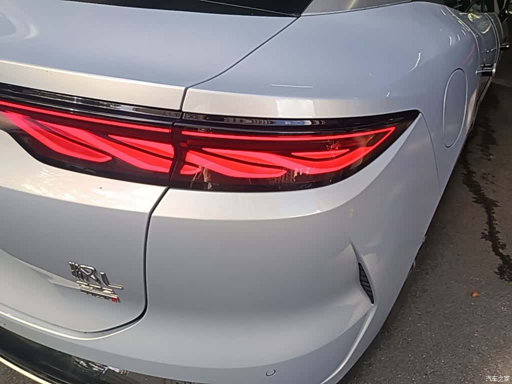 BYD Han, 2025 8