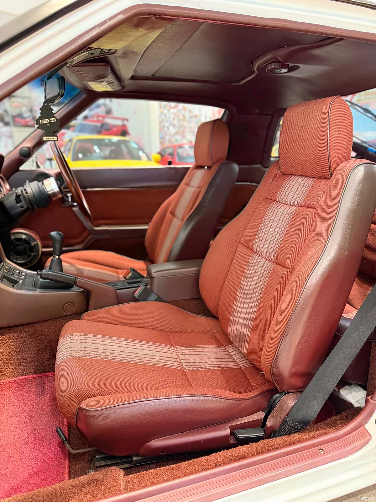 Mazda RX-7, 1991 17